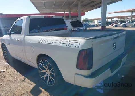 2015 Ram 1500 Express from USA, damaged, VIN 3C6JR6AT5FG631201